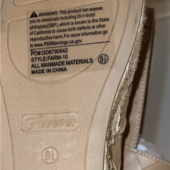 Forever Wedge Women's Round Toe Heels - Picture 5 of 7